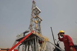 آیا مذاکرات با سینوپک برای مشارکت در فاز دوم توسعه میدان نفتی غول پیکر یادآوران به نتیجه می رسد؟