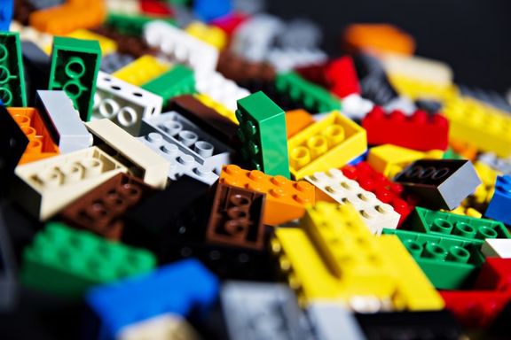 تولید کننده اسباب بازی LEGO، مواد اولیه نفتی را با محصولات گیاهی جایگزین می کند