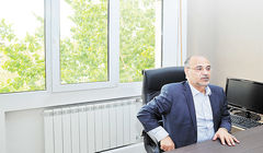 نفت خام قابلیت عرضه در بورس را ندارد/ ضعف بورس کالا در معاملات نقدی و آتی پتروشیمی ها