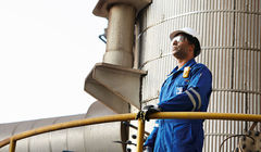 ادنوک از اجرای پروژه پالایشگاه در الرویس با ظرفیت 400000 بشکه در روز منصرف شد