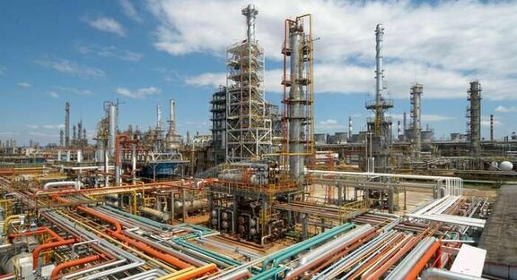 Iraq closes on new Chinese refinery investment deal. 