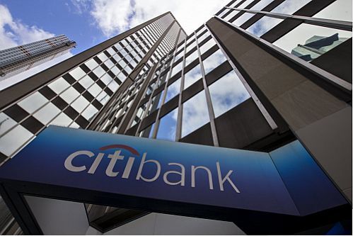 Top US Banks Against Iran SWIFT Embargo