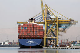 تحریم و گرانی، حمل و نقل دریایی را متوقف می کند