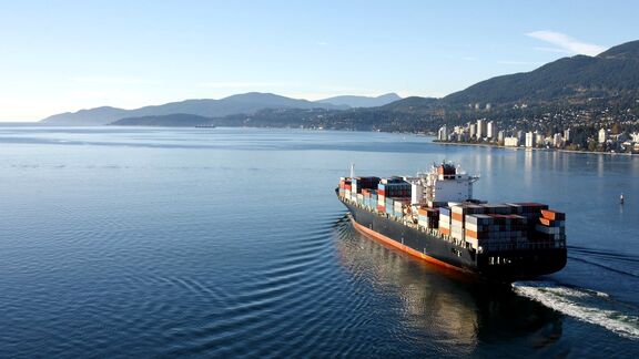 Iran Non-Oil Trade Surplus Tops $920 Million in 7 Months (Mar-Oct 2018)