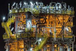 اروپا همزمان با محدودیت عرضه خود را برای تعطیلی سنگین پالایشگاه‌های نفت آماده می‌کند