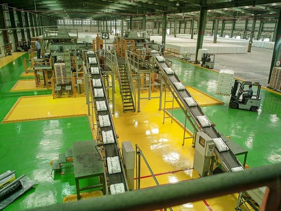 HDPE film (F7000) of Mehr petrochemical supplied and traded on the base price of 8,8100 IRR and quantity of 4,004 tons in IME.