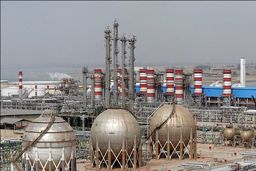 «پارازایلین» بندرامام به زودی راه اندازی می شود