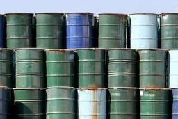 جهت قیمت‌های نفت در سال 2023 به کدام طرف است؟