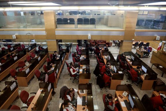 غیبت پتروشیمی «بندرامام» و اورهال «مارون»/ بازار پرالتهاب پلیمرها در بورس کالا و تنگنای مصرف کنندگان واقعی
