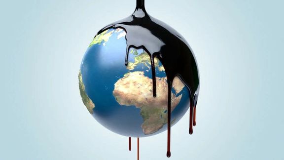 آیا زنگنه مخالف بهره برداری از پالایشگاه آناهیتا است؟