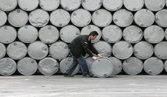 واردات نفت خام چین به پایین ترین میزان در پنج ماه اخیر رسید