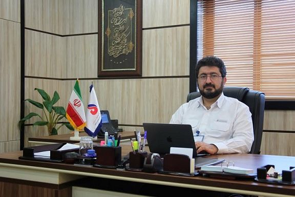 پلیمرآریاساسول موفق به کسب نشان ٥ ستاره ایمنی و محیط زیست از انگلستان شد