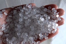 محموله های Reliance هندی جایگزین پلی اتیلن ایرانی در چین می شوند