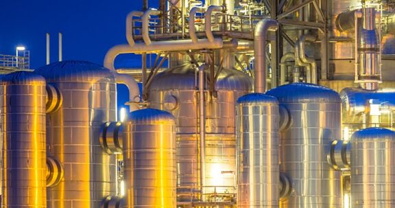 Asia's petrochemical makers weigh further LPG use on positive olefin margins