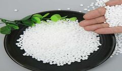 آیا محموله های صادراتی اوره ایران با قیمت بیش از ۳۰۰ دلار در هر تن فروخته شده اند؟/ مناقشات سیاسی چه تاثیری بر بازار اوره ایران دارد؟