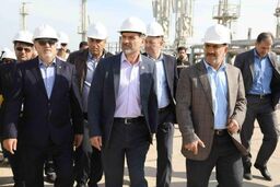 بازدید معاون وزیر نفت از مجتمع پتروشیمی بندرامام