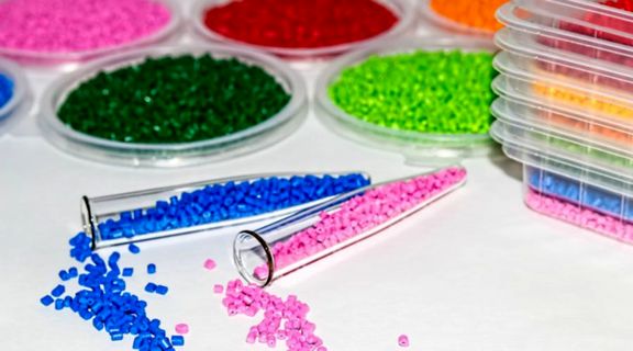 Indian buyers source local polymers as rupee declines.