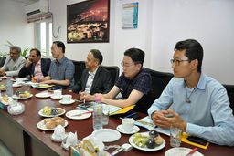 بازدید شرکت هیوسونگ کره جنوبی از پتروشیمی فجر