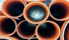 بازارسازی واسطه ها در بورس کالا/ رقابت ١٤٦٠ تومانی برای پی وی سی 