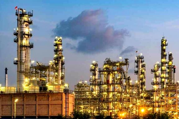 China's Sinopec says starting up new 200,000-bpd Zhanjiang refinery.