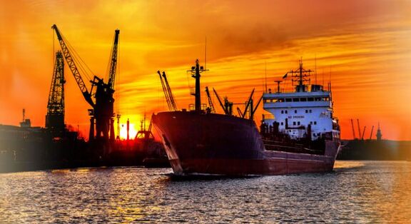 70,000 Barrels of Heavy Crude Sold on Iran Energy Exchange. 