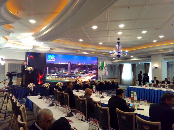 Necessity of establishment the common trade due to Iran exporting Methanol sales and Pricing