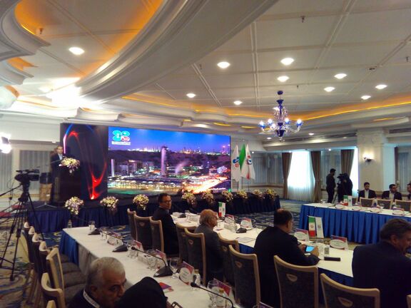 Necessity of establishment the common trade due to Iran exporting Methanol sales and Pricing