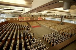 قیمت آتی پی وی سی به محدوده 870 دلار رسید/  پلی اتیلن سبک خطی کمتر از 1000 دلار شد