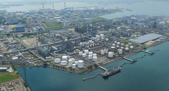 Singapore petrochemical exports shrinking for more than two years
