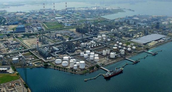 Singapore petrochemical exports shrinking for more than two years