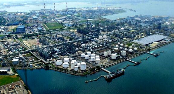 Singapore petrochemical exports shrinking for more than two years