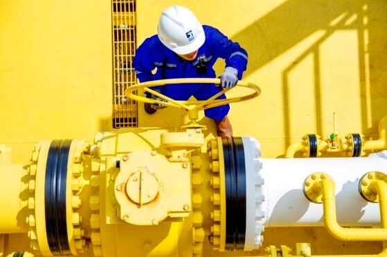 ADNOC signs MOU with Indonesian companies for petrochemicals, LPG projects