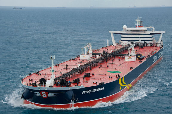 China to Start Buying Oil for State Reserves After Crash