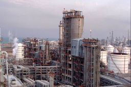 فاز 2 پتروشیمی تندگویان آتش گرفت