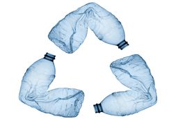 قیمت پلی اتیلن ترفتالات گرید بطری در منطقه جی سی سی