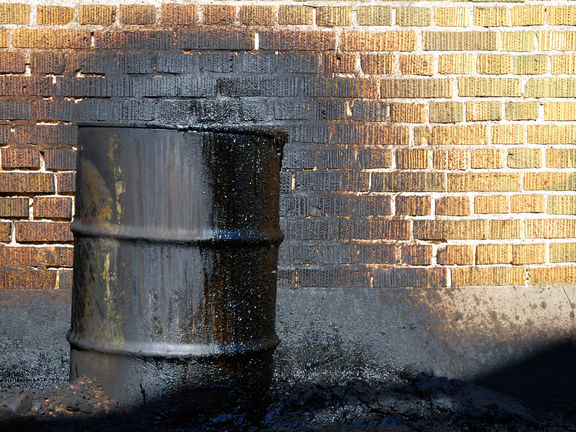 افت قیمت آتی نفتا در آسیا