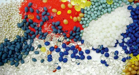 آمار: واردات پلیاتیلن چین در سه ماهه اول از کمترین میزان خود در 4 سال گذشته بهبود یافت/ ایران، عرضه کننده اصلی پلیاتیلن سبک به چین