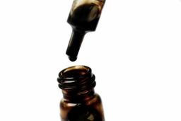 با بازگشت نفت خام ایرانی به بازار بین الملل، فاصله قیمتی نفت برنت و دبی افزایش می یابد؟/آیا ترکیب کنندگان بنزین در شرق چین می توانند مدل‌های تجاری خود را تغییر داده و واردات فرآورده های نفتی را حمایت کنند؟