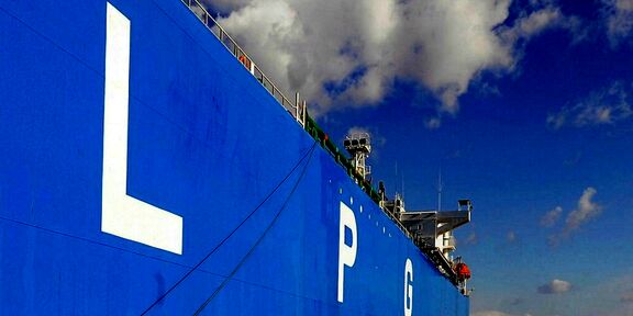 China's weekly LPG imports slump as COVID-19 dampens household, petrochemical demand.