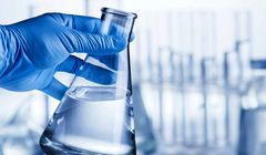 شرکت MEGlobal قیمت‌های قراردادی مونواتیلن گلیکول آسیا خود را در میزان 820 دلار در هر تن اعلام کرد