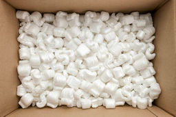 تحت‌الشعاع قرار گرفتن موضع فروشندگان پلی استایرن در چین برای حفظ قیمت‌ها به علت کاهش قیمت‌های خوراک