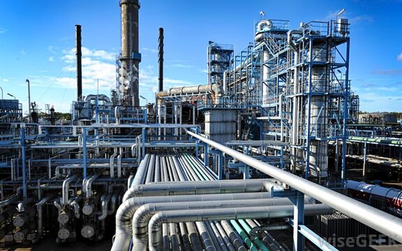 ℂhina's state-owned refineries lift Oct run rate to record high 85.7%