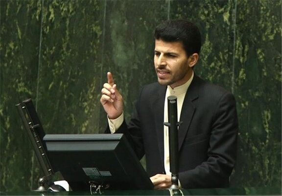 سازمان بازرسی و تعزیرات باید به معاملات بورس کالا ورود کنند/ انتشار اسامی دلالان بورسی ضروری است
