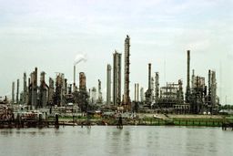 بنزن آسیا از سوی نفت خام و عرضه بالا تحت‌فشار قرار گرفت