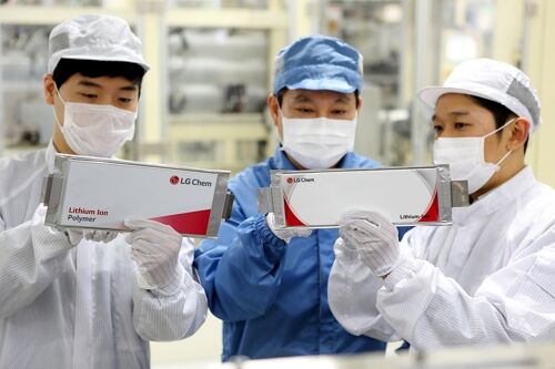 S.Korea's LG Chem operates naphtha crackers at full capacity