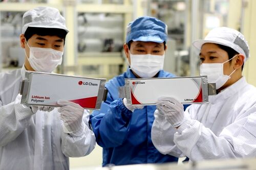 S.Korea's LG Chem operates naphtha crackers at full capacity