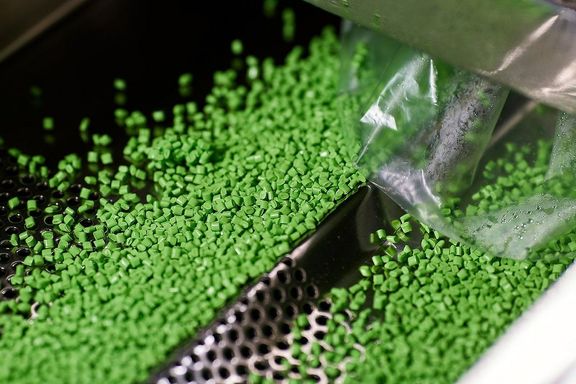 تعطیلی واحد پلی اتیلن سبک خطی Lotte Titan اندونزی برای عملیات تامین و نگهداری